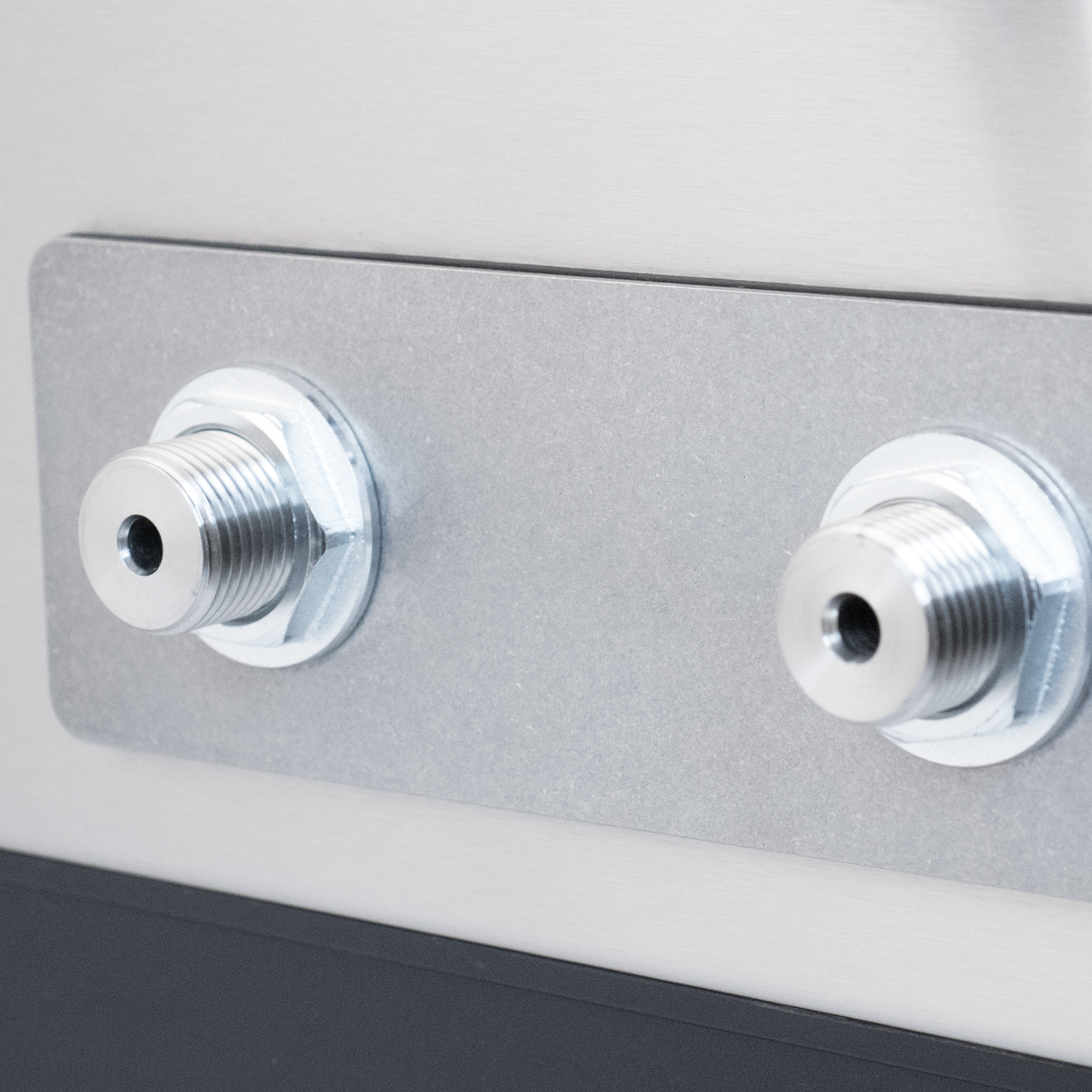 KOMOS Stainless 2 Tap Jockey Box - Front Entry