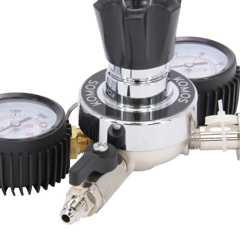KOMOS Universal 50 - Dual Gauge CO2 Regulator - 50 psi