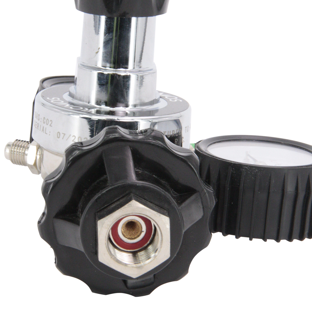 KOMOS Premium Dual Gauge CO2 Regulator - Tool-Free - 60 psi
